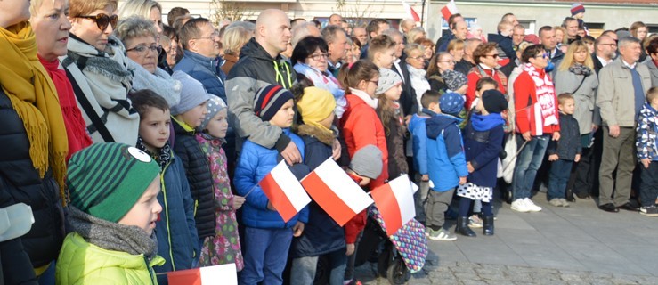 Śpiewając, poczuli dumę i wzruszenie. Burmistrz pod wrażeniem [FILM] - Zdjęcie główne