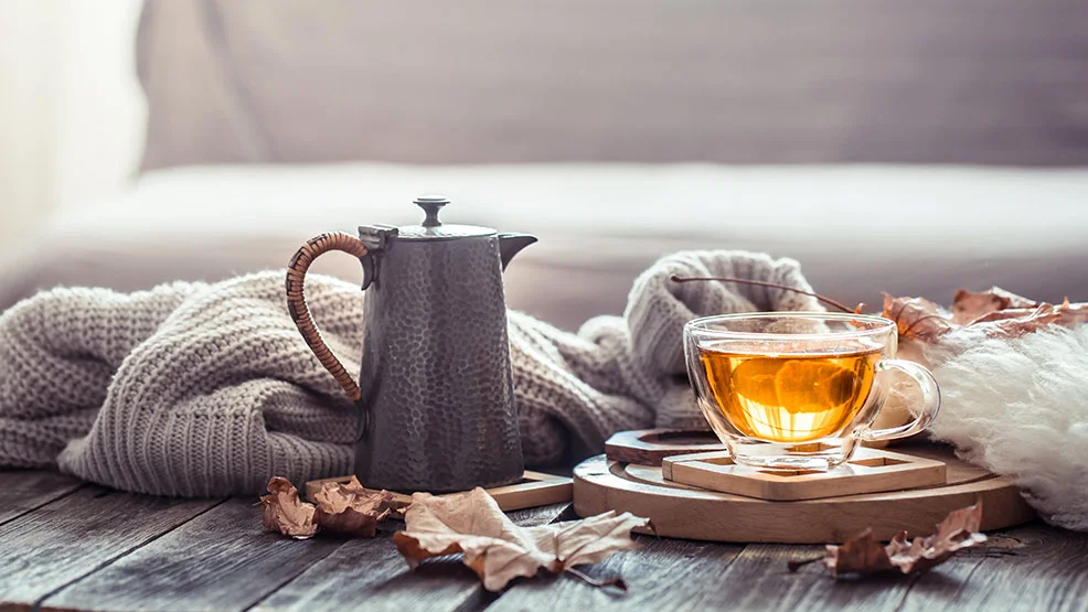 Jesienna herbata na 3 różne sposoby — umil sobie jesienne wieczory - Zdjęcie główne