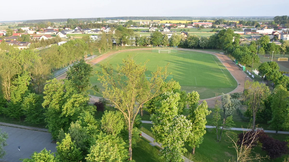 Przebudowa bieżni w Borku Wlkp. kosztowała ponad 3 miliony. Dostali infrastrukturę sportową na wysokim poziomie - Zdjęcie główne