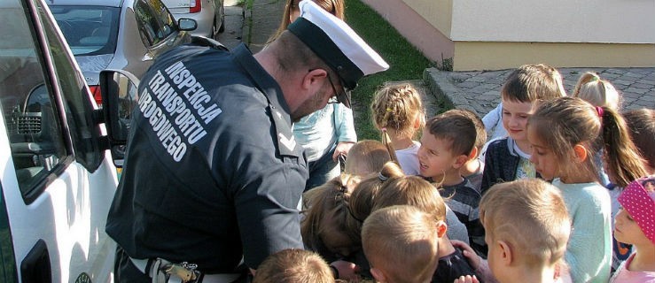 Krokuś z misją w gostyńskim przedszkolu - Zdjęcie główne