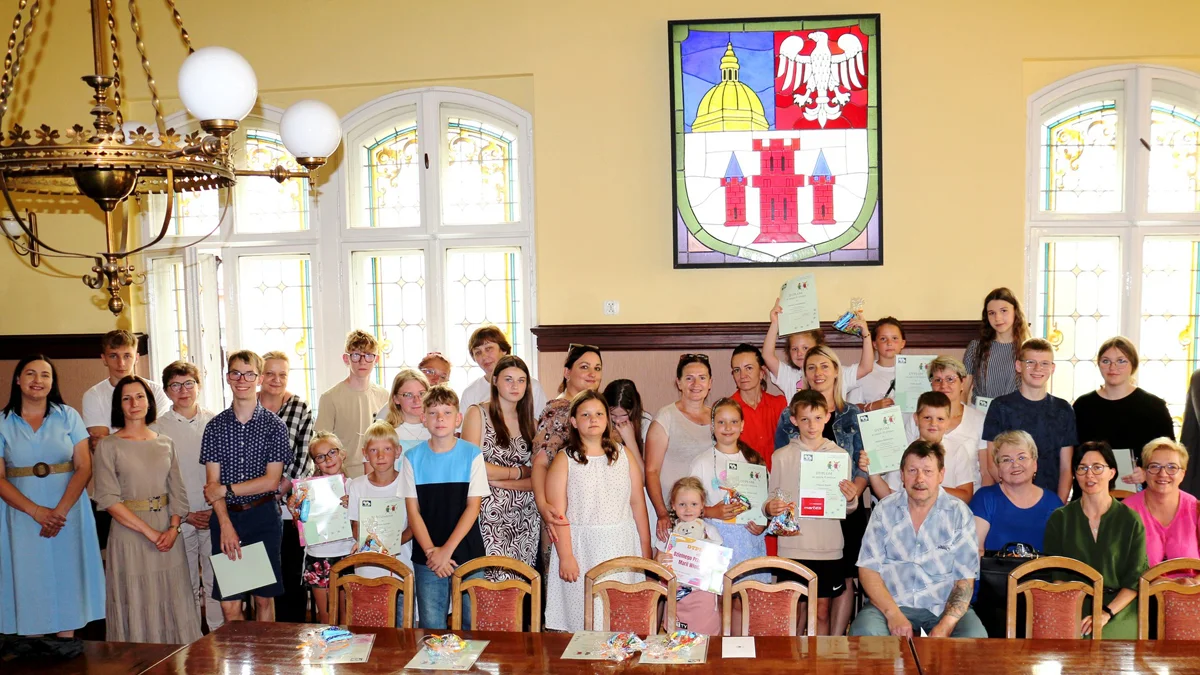 Pokaz taekwondo i koncert na ukulele podczas ogłoszenia wyników konkursu dla dzieci i młodzieży z rodzin zastępczych - Zdjęcie główne