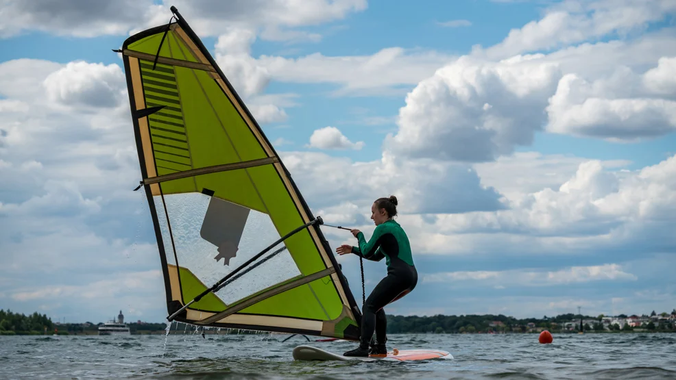 Regaty Windsurfingowe w Dolsku. Organizatorzy zapraszają w najbliższy weekend 25-26 czerwca 2022r. - Zdjęcie główne