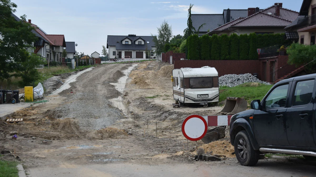 Inwestycja drogowa na gostyńskim osiedlu. Chodniki będą tylko po jednej stronie - Zdjęcie główne