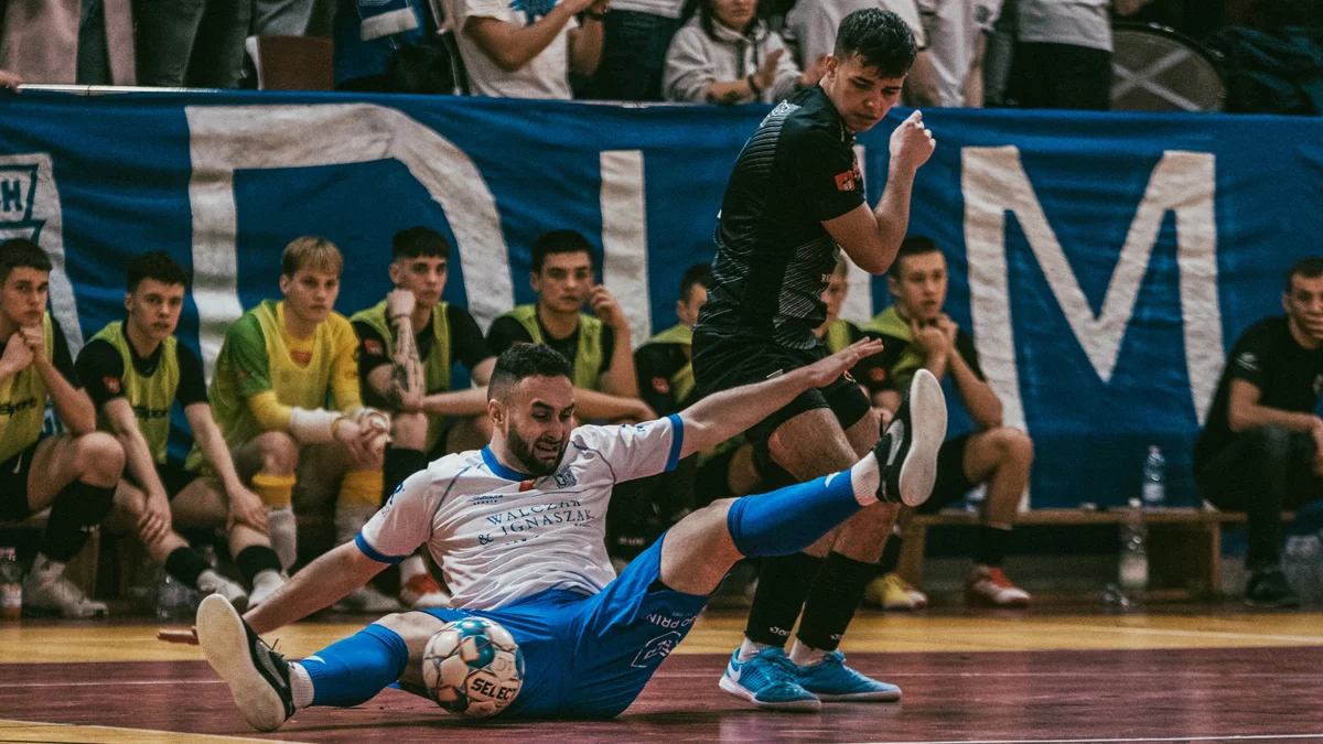 Drużyny powiatu gostyńskiego bez punktów w drugiej lidze futsalu - Zdjęcie główne