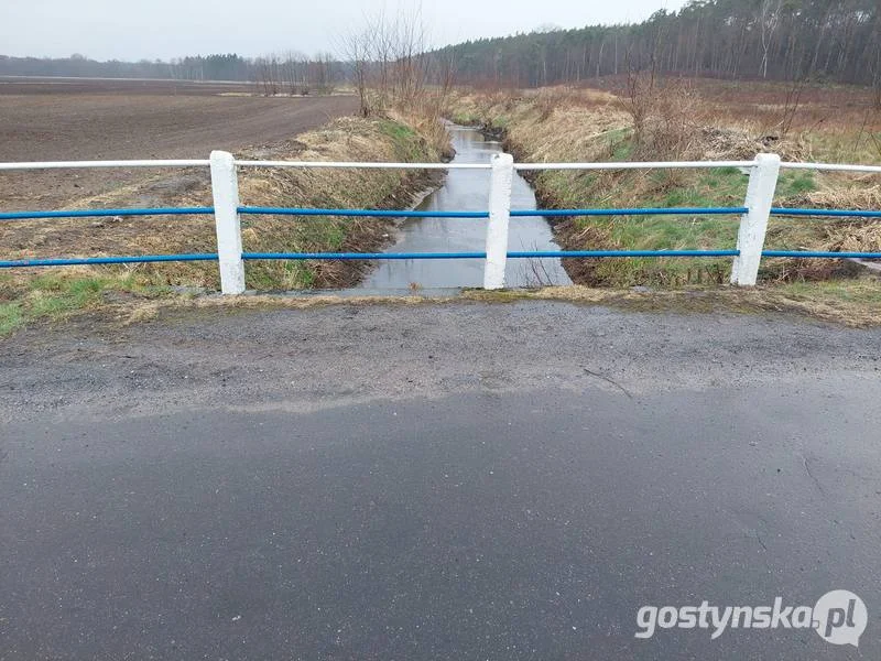 Rokosowo-Karzec. Stan mostu między dwoma miejscowościami w gminach Krobia i Poniec pozostawia wiele do życzenia. Rozpoczyna się modernizacja przeprawy