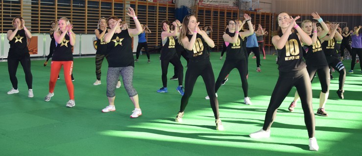 Pięciogodzinny fitness maraton. Dali z siebie wszystko! [FILM] - Zdjęcie główne