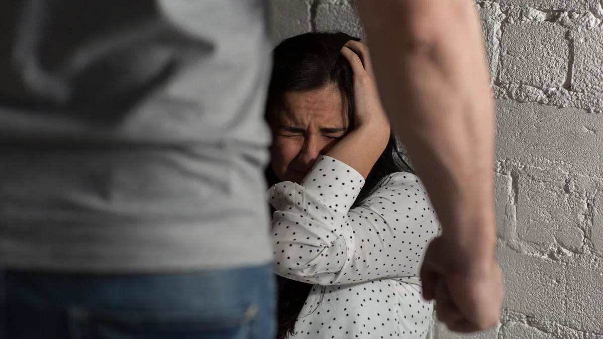 Dramat trwał dwa lata. Koniec milczenia w sprawie przemocy? Znęcający się mąż usłyszał zarzuty