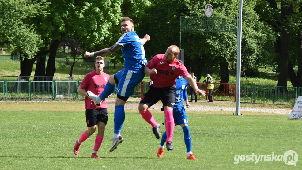 Pinsel-Peter Krobianka Krobia - TPS WInogrady 3 : 1