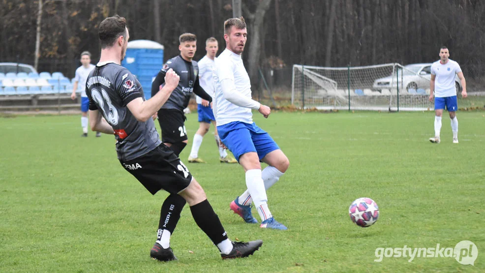 Korona Piaski - Tarnovia Tarnowo Podgórne 2 : 0