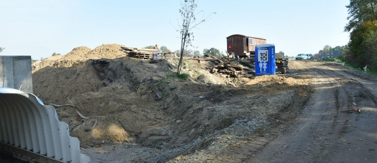 Powiat nie wyraził zgody na przedłużenie robót na trasie Karzec - Pudliszki - Zdjęcie główne