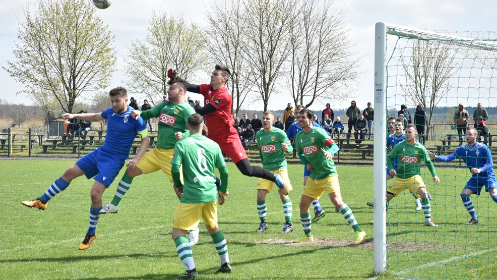 Piast Poniec - Korona Wilkowice 1 : 0