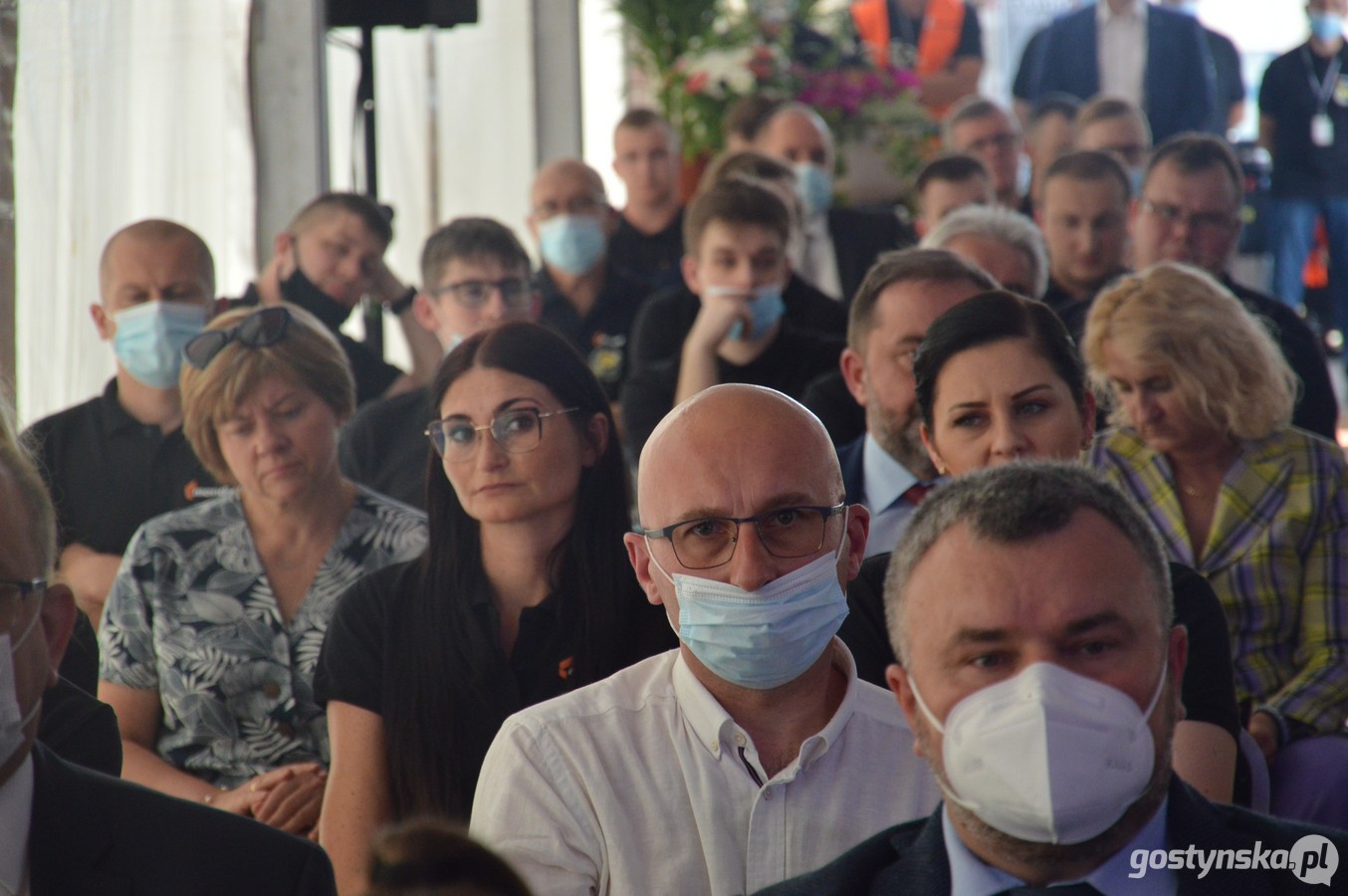 Grabonóg. Kampania „Pracodawca z sercem" skierowana jest do wszystkich pracodawców a szczególnie do tych, którzy zatrudniają osoby z niepełnosprawnością. Firmom zaangażowanym społecznie przyznawane są nagrody w postaci medali i statuetek. Mondi Simet jest pierwszą firmą, której wręczono „na żywo" to wyróżnienie