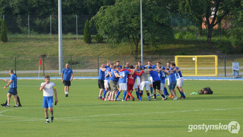 Kania Gostyń - PKS Racot 2 : 3