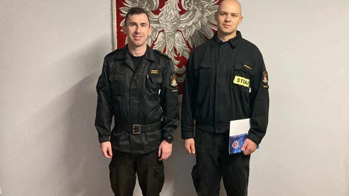 Strażak KP PSP w Gostyniu udzielił pomocy kobiecie, która uległa wypadkowi w zoo we Wrocławiu - Zdjęcie główne
