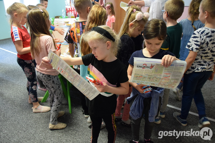 Gostyń. Na Dzień Dziecka najmłodsi mieszkańcy, ale nie tylko otrzymali słodkie upominki ufundowane przez redakcję