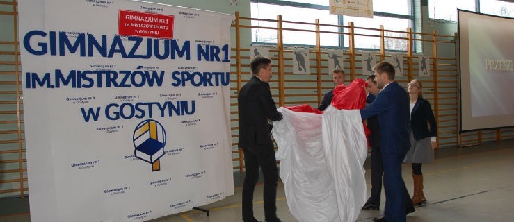 Mistrzowskie imię dla gimnazjum - Zdjęcie główne