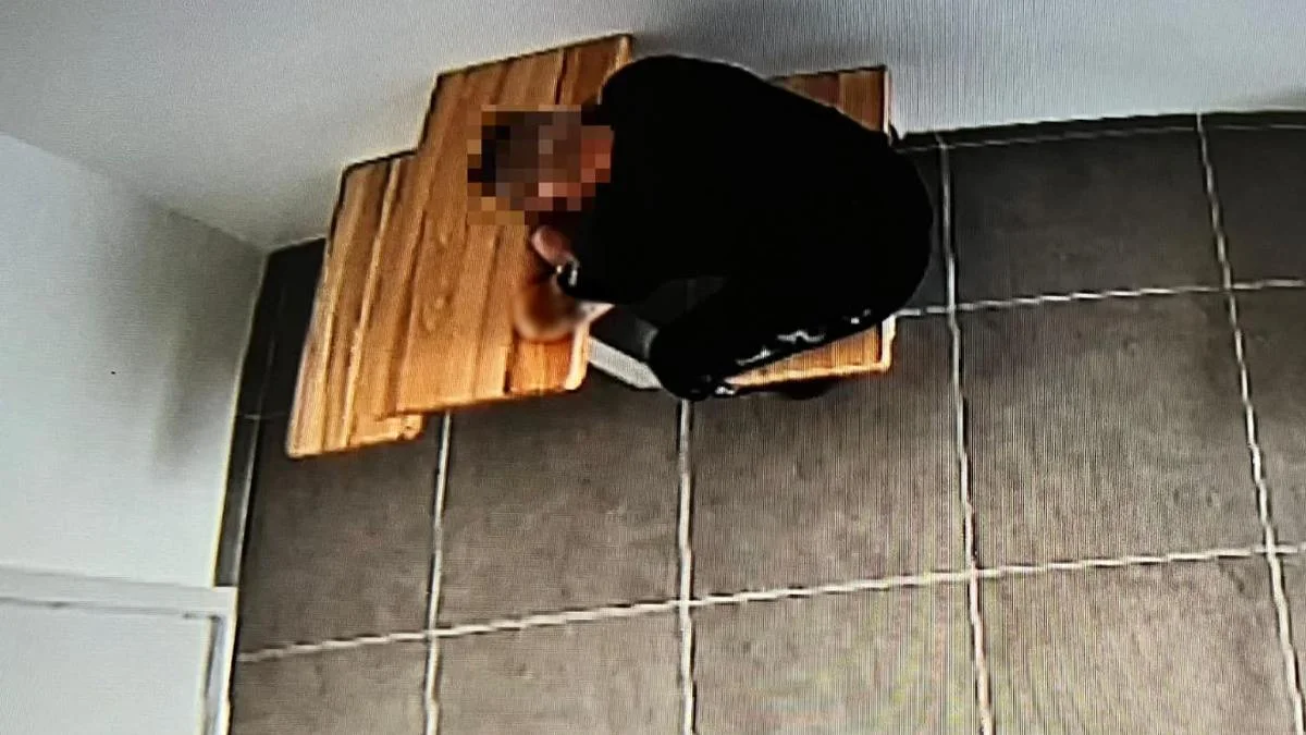 Kolejny napad na sklep w Gostyniu. 38-letni mężczyzna wyciągnął nóż i okradł ekspedientkę - Zdjęcie główne