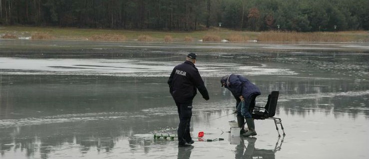 Kontrolowali zbiorniki wodne. Młodzież i dzieci pochowali się w domach? - Zdjęcie główne