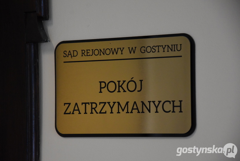 Gostyń. W miejscowym sądzie rejonowym Gostyniu odbyło się posiedzenie aresztowe dotyczące sprawy zabójstwa 67-letniej mieszkanki Lipia