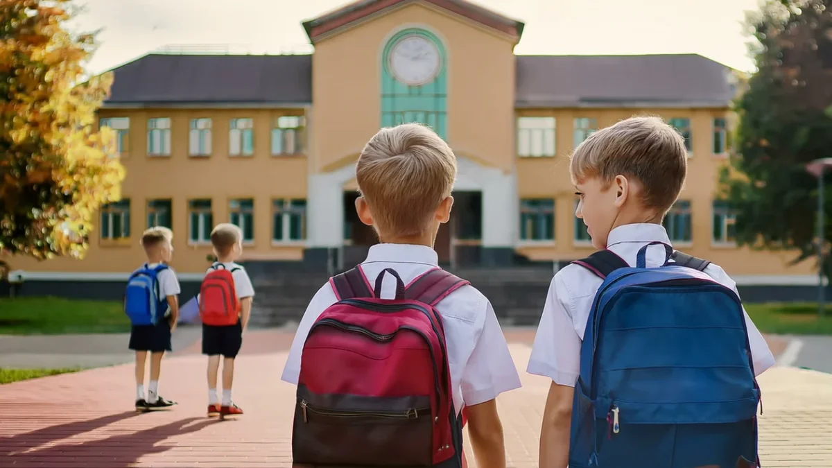 Dzieci uchodźcze z Ukrainy zostaną objęte obowiązkiem nauki. Będzie to warunek pobierania świadczeń - Zdjęcie główne