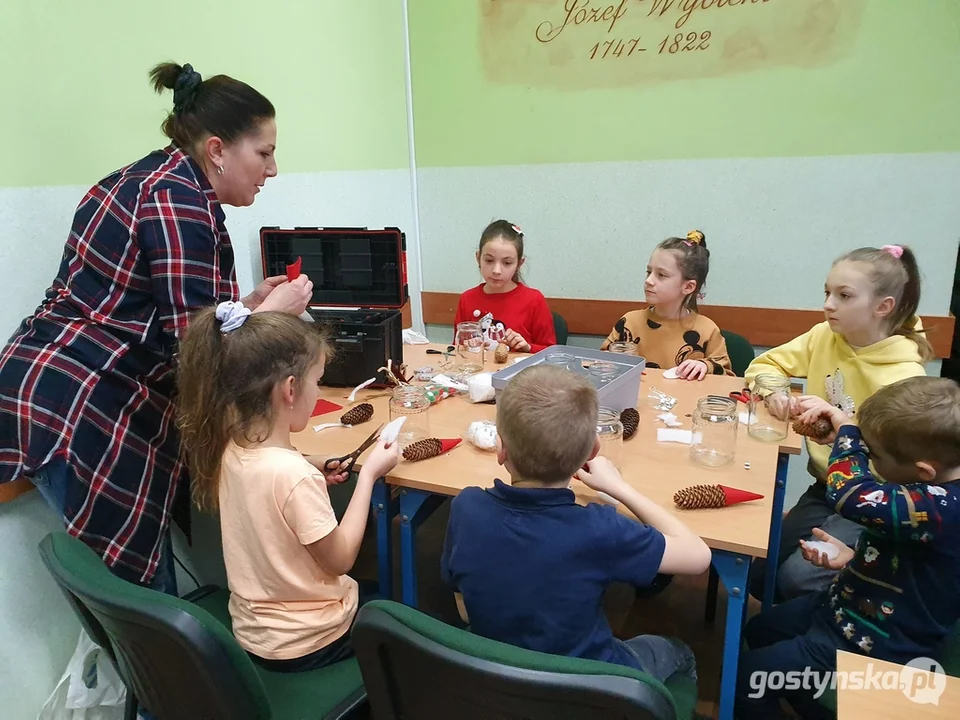 Warsztaty świąteczne to okazja do nauki, ale i wspólnego spędzenia czasu