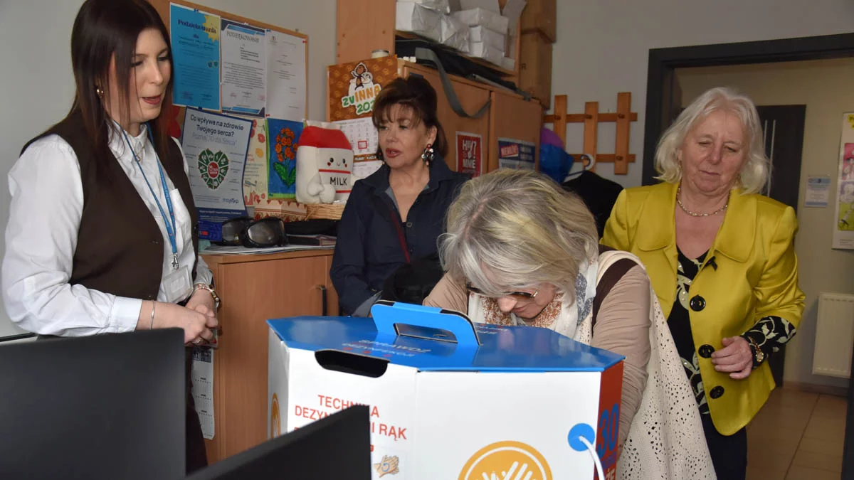 Dlaczego nie myjemy rąk? "Senior w roli głównej" w Powiatowej Stacji Sanitarno-Epidemiologicznej w Gostyniu