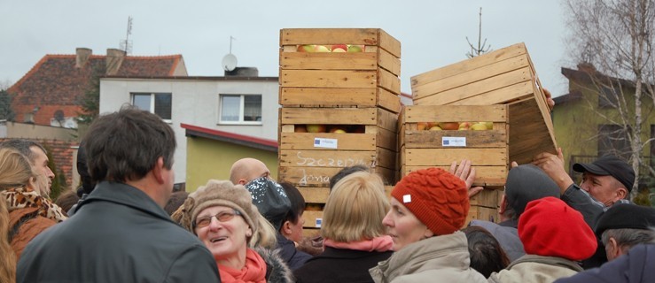 Babie się teraz przypomniało? Babie się dostało... I to dużo! - Zdjęcie główne