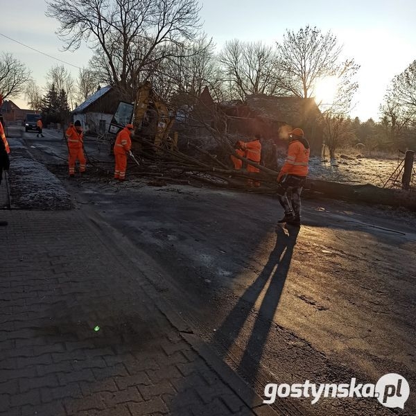 Rozpoczęły się prace na jednej z głównych dróg powiatowych. Kierowcy, uważajcie na wahadło - Zdjęcie główne