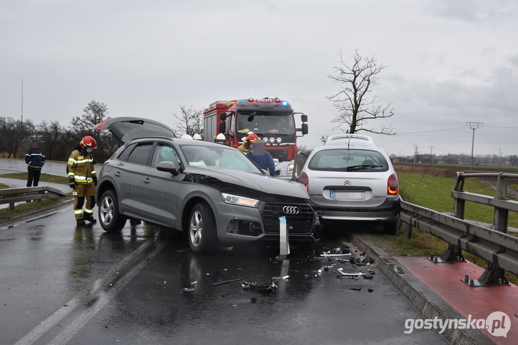 Sobotnia stłuczka dwóch samochodów na trasie Gostyń-Grabonóg