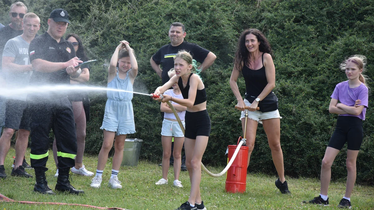 Rodzinny piknik na Górnej w Gostyniu. Tanecznie i śpiewająco, z hydronetką - Zdjęcie główne