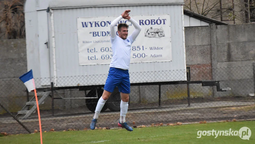 Korona Piaski - Tarnovia Tarnowo Podgórne 2 : 0