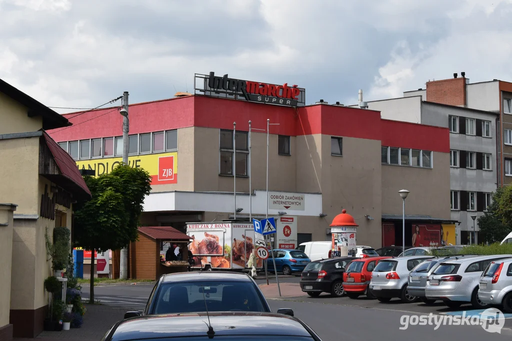 Na czym stoją markety w Gostyniu? Jak wyglądało miasto, zanim pojawiły się Lidl, Biedronka, Dino i inne sklepy wielkopowierzchniowe? - Zdjęcie główne