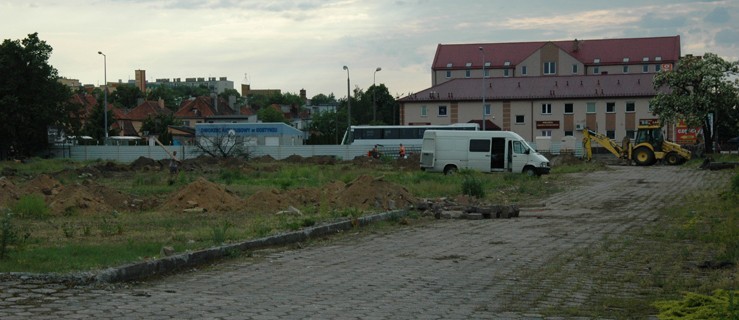 Galeria bez ruchomych schodów. Wiemy, jakie będą sklepy - Zdjęcie główne