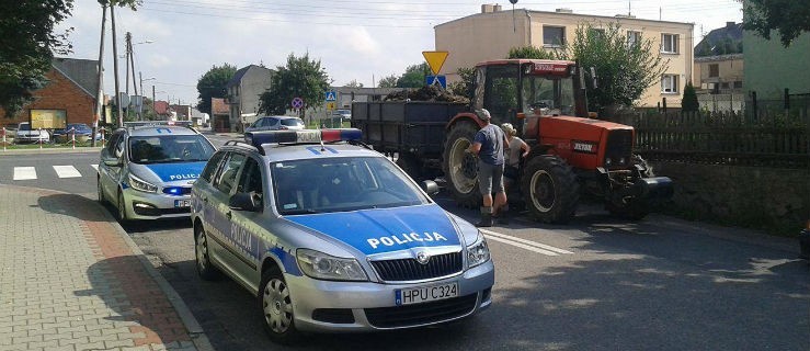 Ciągnik zderzył się z rowerzystą - Zdjęcie główne