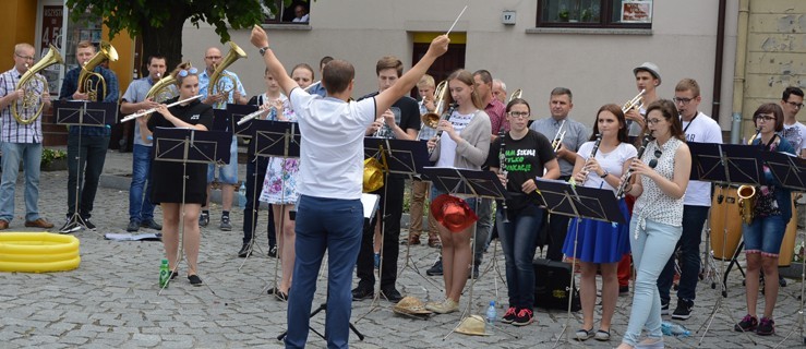 Muzyczne rozpoczęcie wakacji. Jest w nich jakaś siła! - Zdjęcie główne