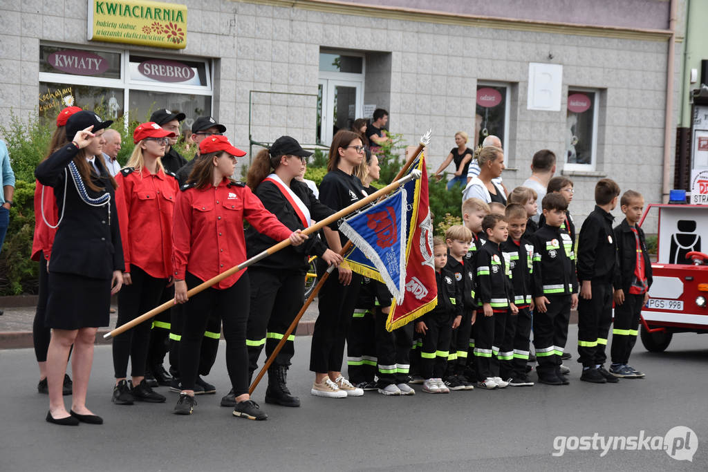 XIX Pielgrzymka Służb Mundurowych podążała do świątyni na Zdzieżu w Borku Wlkp.