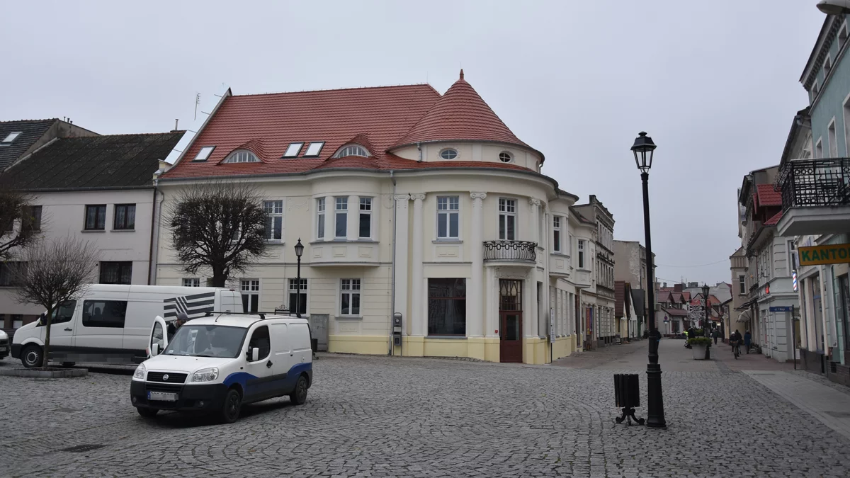 Zakończono remont kamienicy na gostyńskim rynku. Przeprowadzka wydziałów Urzędu Miejskiego w Gostyniu - Zdjęcie główne