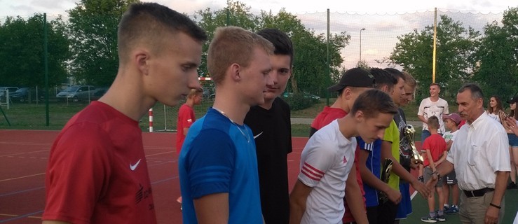 Piaski najlepsze w wakacyjnej lidze - Zdjęcie główne