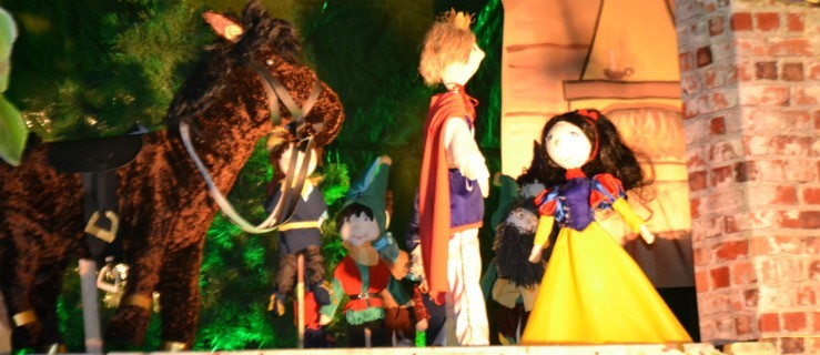 Kukiełki opanowały całą scenę  - Zdjęcie główne