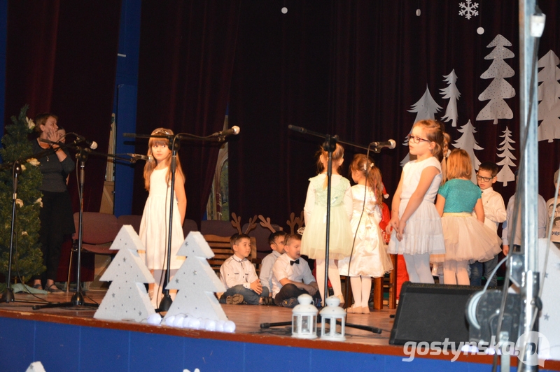 Występ przedszkolaków z Raju Psotników  - Zdjęcie główne