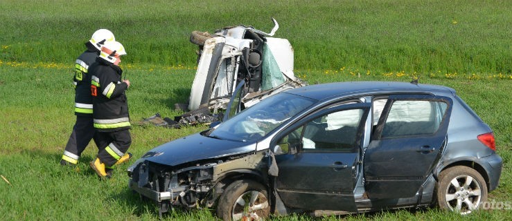 Wypadek maturzystów na krajówce - Zdjęcie główne