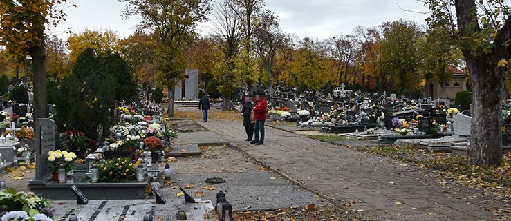 Cmentarze otwarte. Trwa oktawa Uroczystości Wszystkich Świętych - Zdjęcie główne