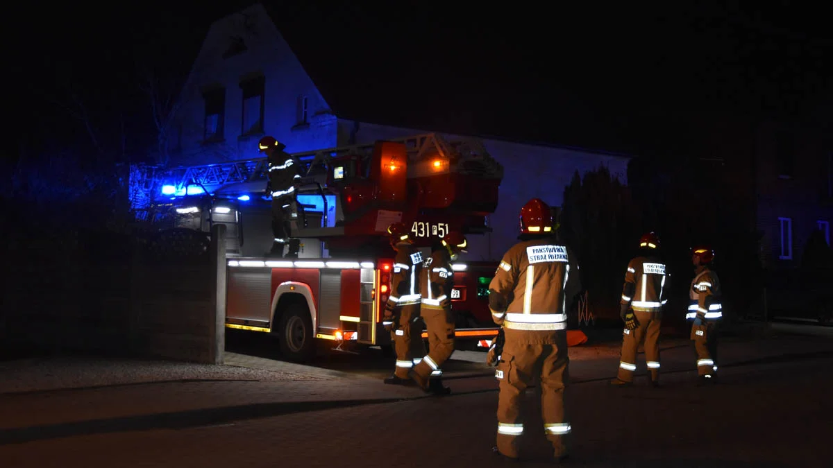 Ze zgłoszenia wynikało, że pali się dom w Gostyniu - Zdjęcie główne