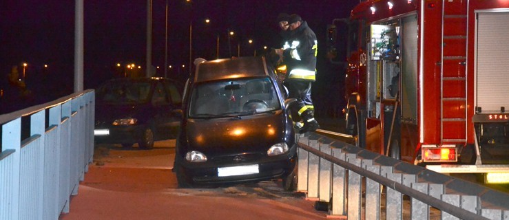 Zawiesił się na moście. Sprawca zwiał - Zdjęcie główne