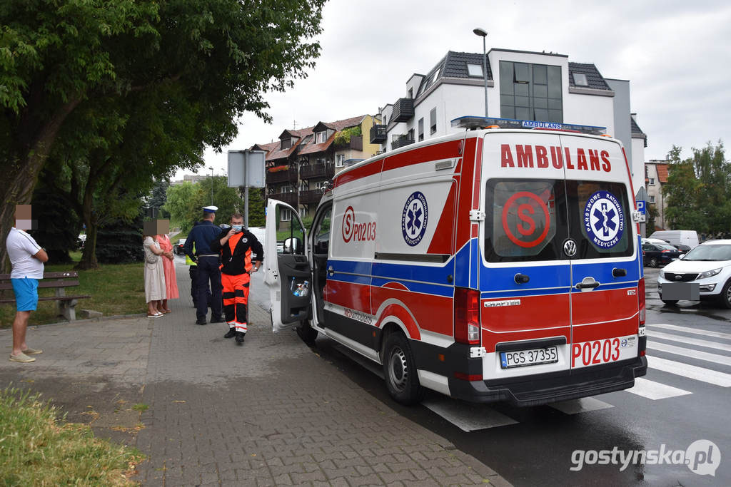 Gostyń. Potrącenie nastolatki na przejściu dla pieszych