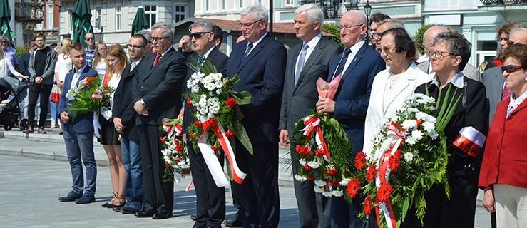 Maj - miesiąc narodowej dumy i radości - Zdjęcie główne