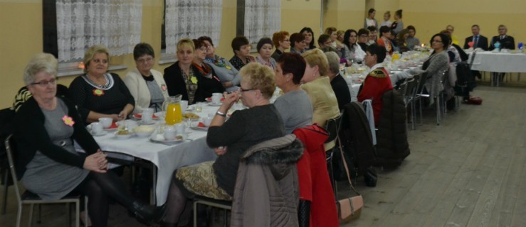 Kiedyś nie mogły nawet kupić kurczaków - Zdjęcie główne