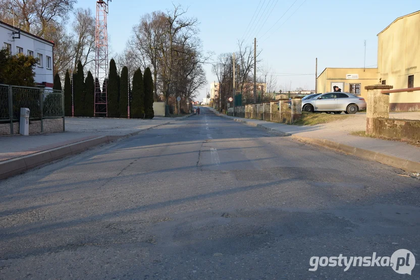 Przebudowa wraz z rozbudową ulicy Fabrycznej w Pudliszkach to inwestycja gminna. Natomiast przebudowa drogi w Kuczynce, gdzie niedawno zakończyła się budowa kanalizacji leży w gestii powiatu gostyńskiego