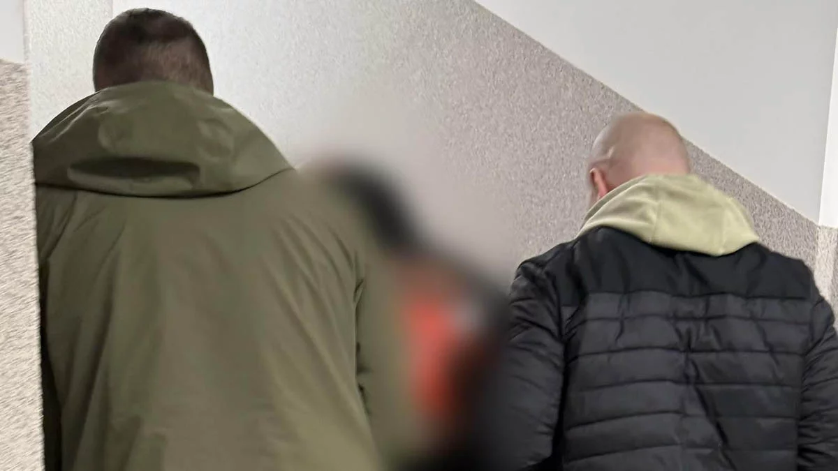 Przestępca z Gostynia ukrywał się po skazaniu przez sąd. Znaleźli go policjanci