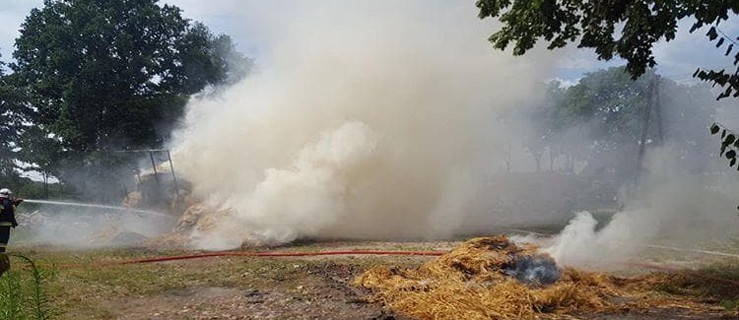 Podczas tankowania wozów, otrzymali zgłoszenie do kolejnego pożaru - Zdjęcie główne